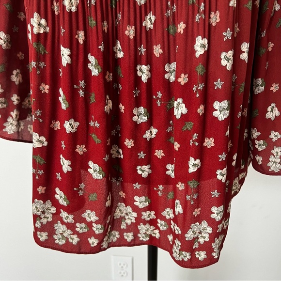 Max Studio Off Shoulder Accordion Boho Floral Top - Picture 4 of 6